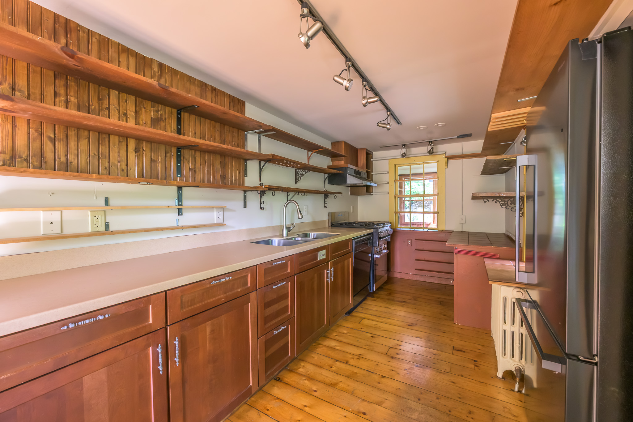  39 Hudson Street, Kinderhook, NY 12106 - 物件實景