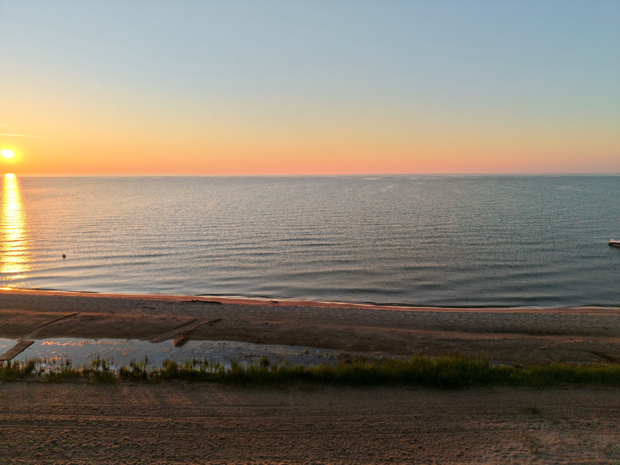  Lake Huron Ranch Home - 物件實景