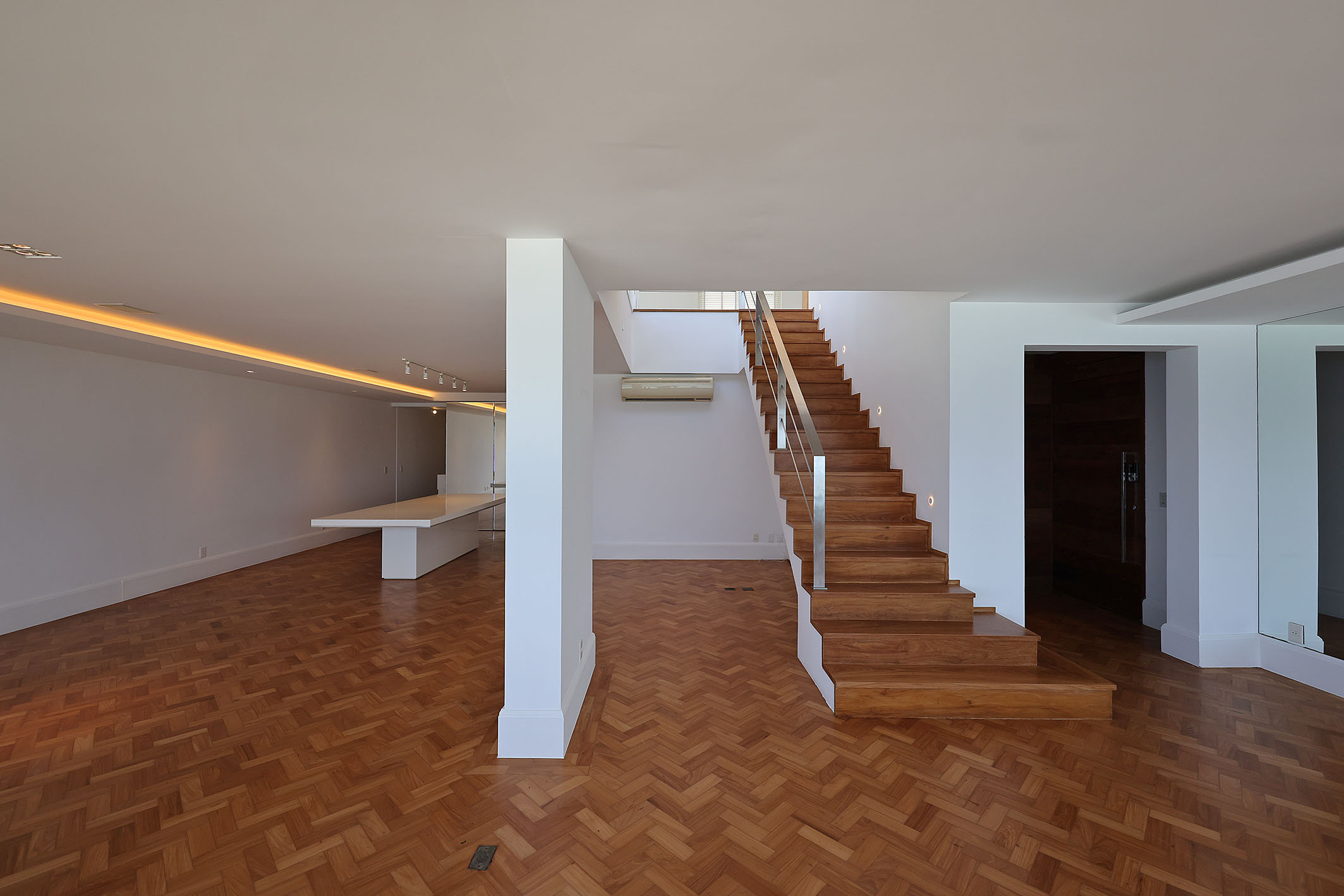  Exclusive penthouse with open views on Francisco Bhering - 物件實景