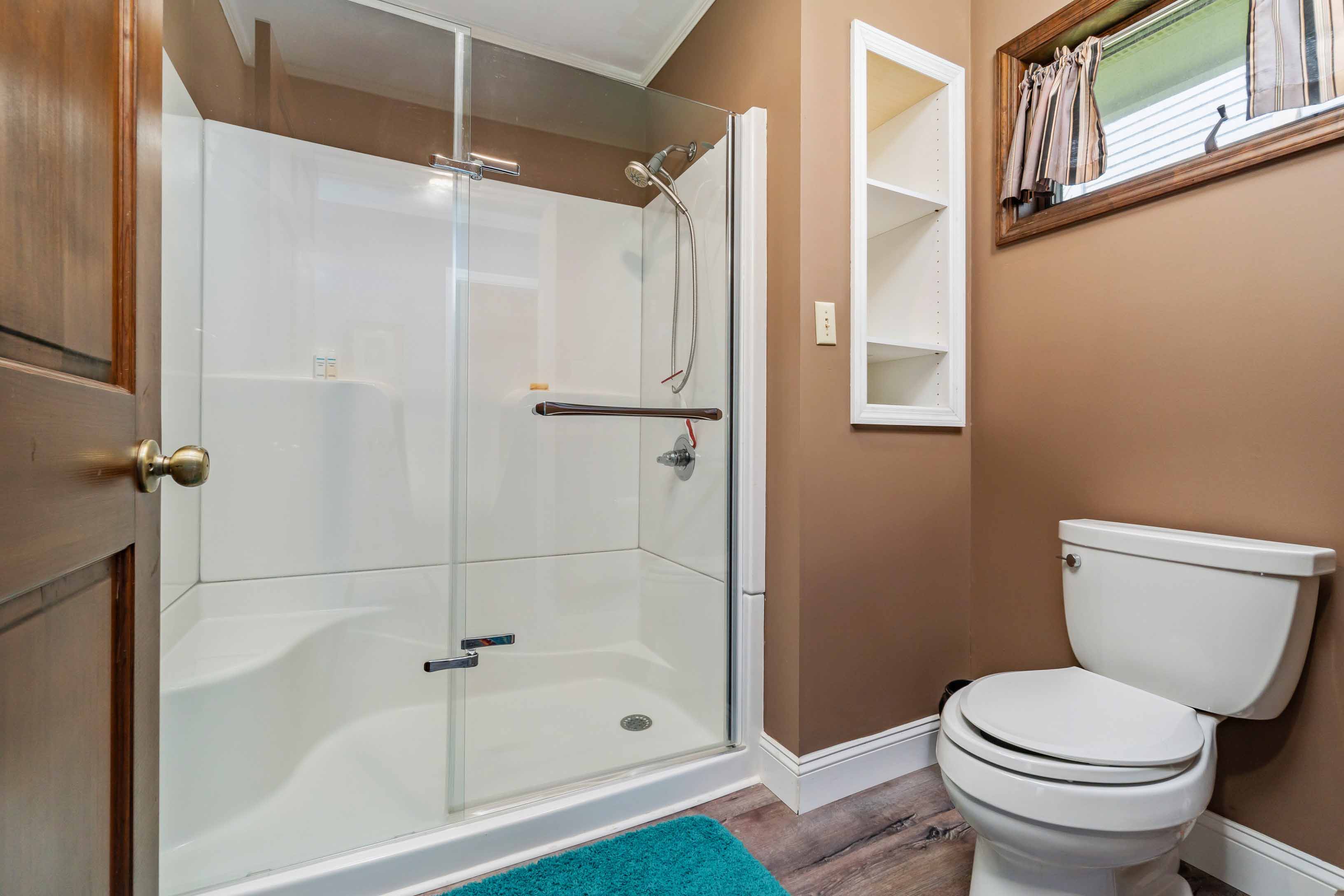 Oriental, North Carolina, 28571, United States, 2 Bedrooms Bedrooms, ,3 BathroomsBathrooms,Residential,For Sale,1943543