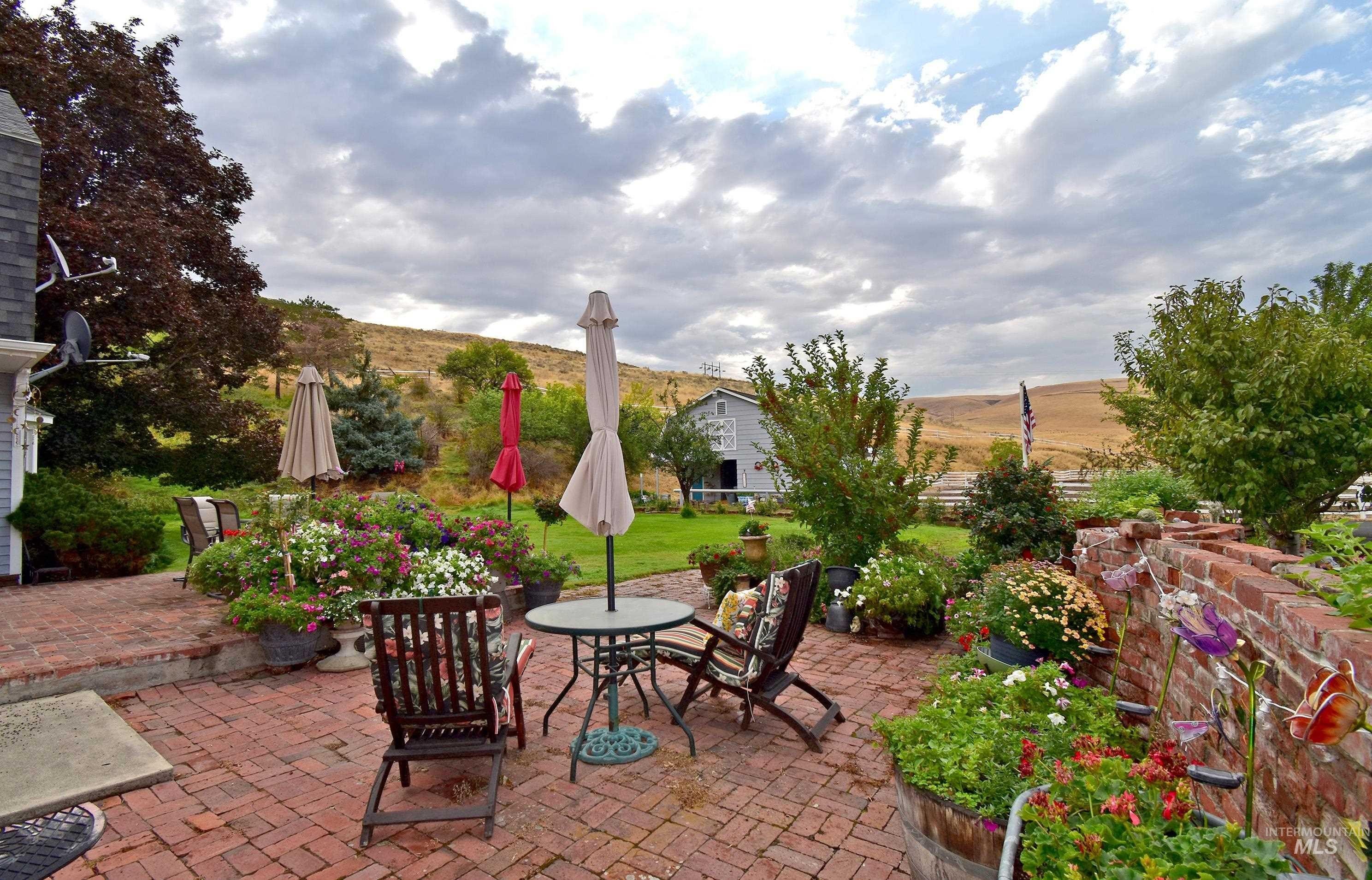 Clarkston, Washington, 99403, United States, 3 Bedrooms Bedrooms, ,3 BathroomsBathrooms,Residential,For Sale,1981338