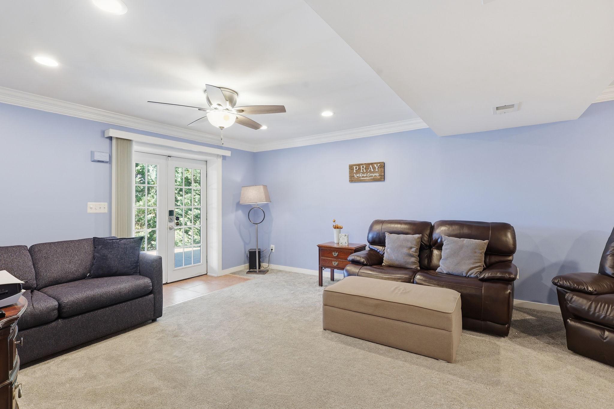 Fredericksburg, Virginia, 22407, United States, 5 Bedrooms Bedrooms, ,4 BathroomsBathrooms,Residential,For Sale,2048625