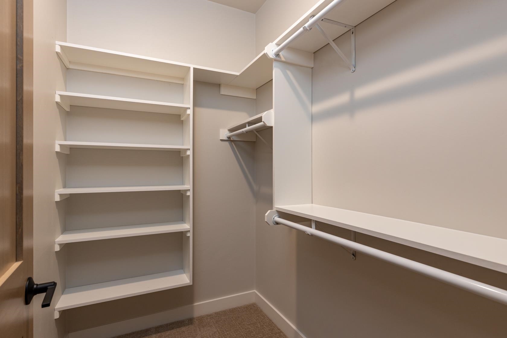 Kimberly, Wisconsin, 54136, United States, 4 Bedrooms Bedrooms, ,3 BathroomsBathrooms,Residential,For Sale,1980690