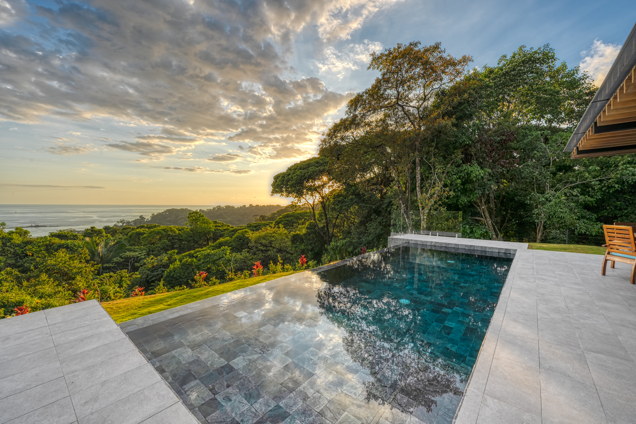 Dominical, Puntarenas, CR, 5 Bedrooms Bedrooms, ,4 BathroomsBathrooms,Residential,For Sale,1668972