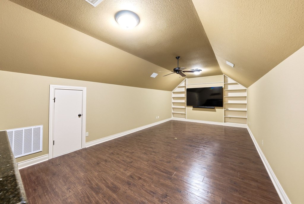 Kerrville, Texas, 78028, United States, 3 Bedrooms Bedrooms, ,3 BathroomsBathrooms,Residential,For Sale,2022585