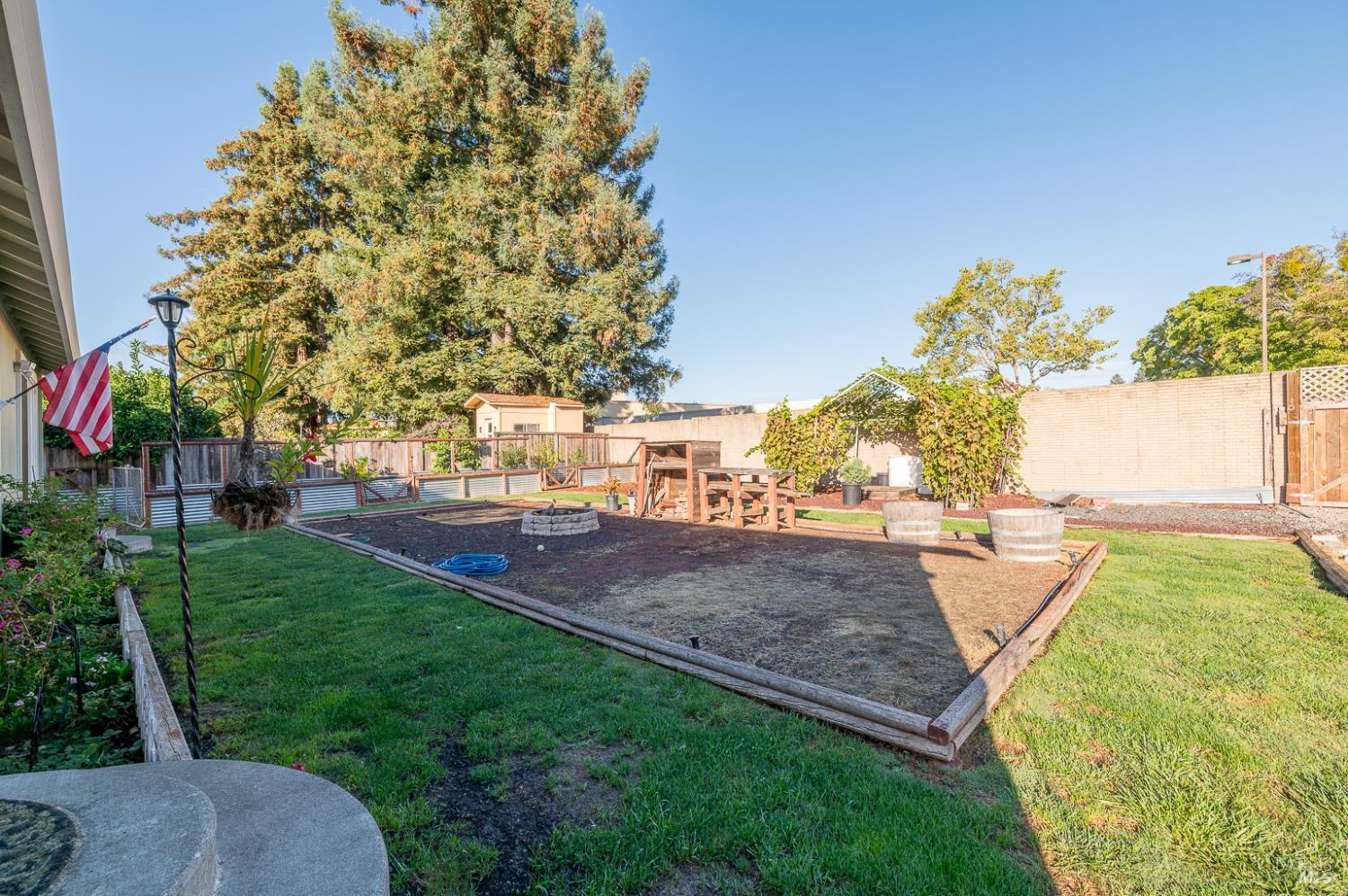 Rohnert Park, California, 94928, United States, 4 Bedrooms Bedrooms, ,2 BathroomsBathrooms,Residential,For Sale,1974280