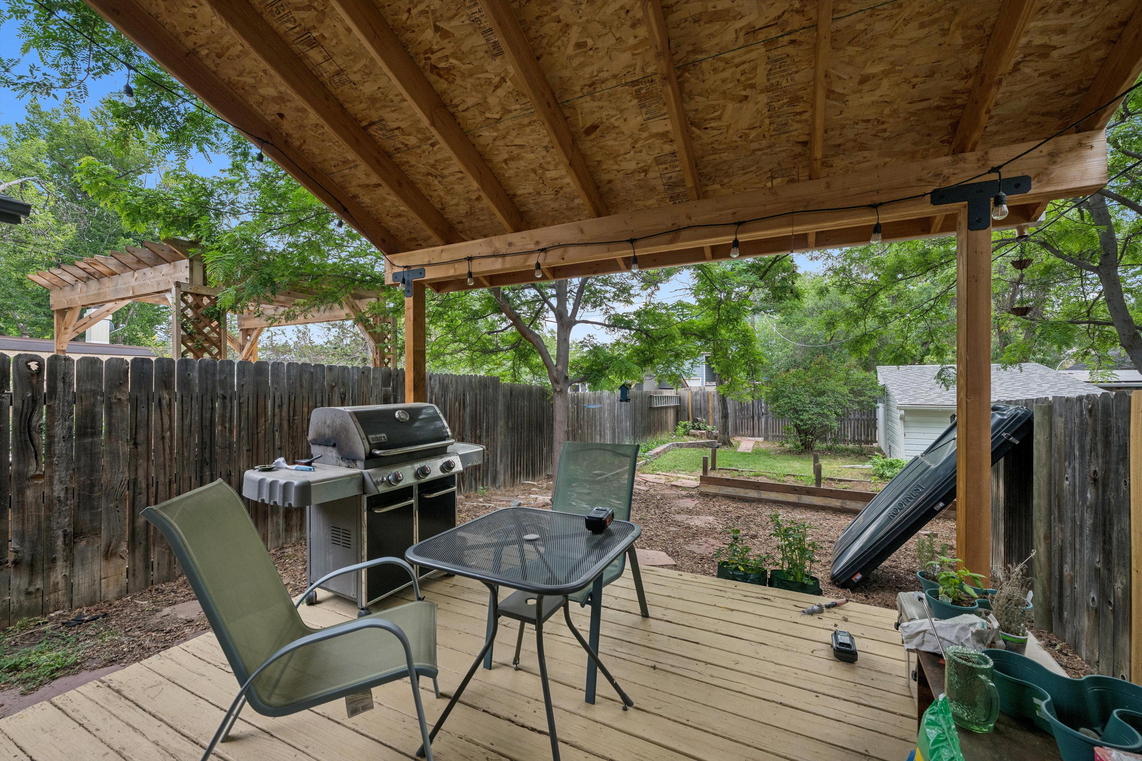  Duplex in Louisville - Each Unit is 2 Bedrooms/1 Bath - 物件實景