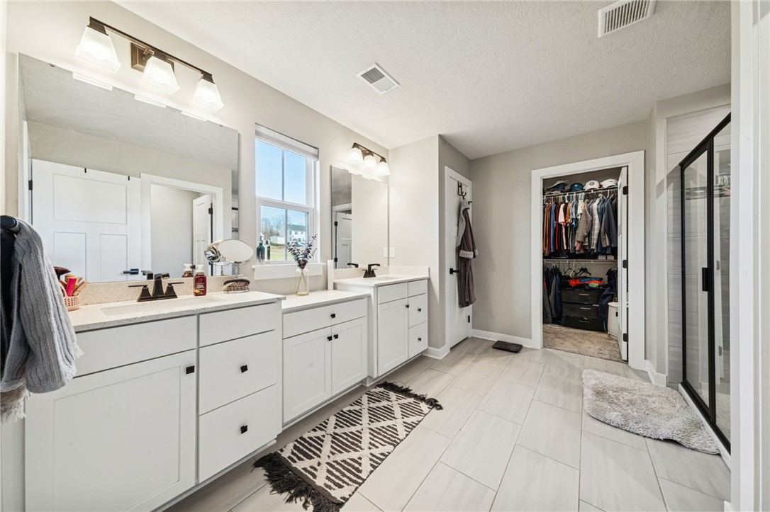 Penn Twp, Pennsylvania, 15644, United States, 4 Bedrooms Bedrooms, ,4 BathroomsBathrooms,Residential,For Sale,2010437