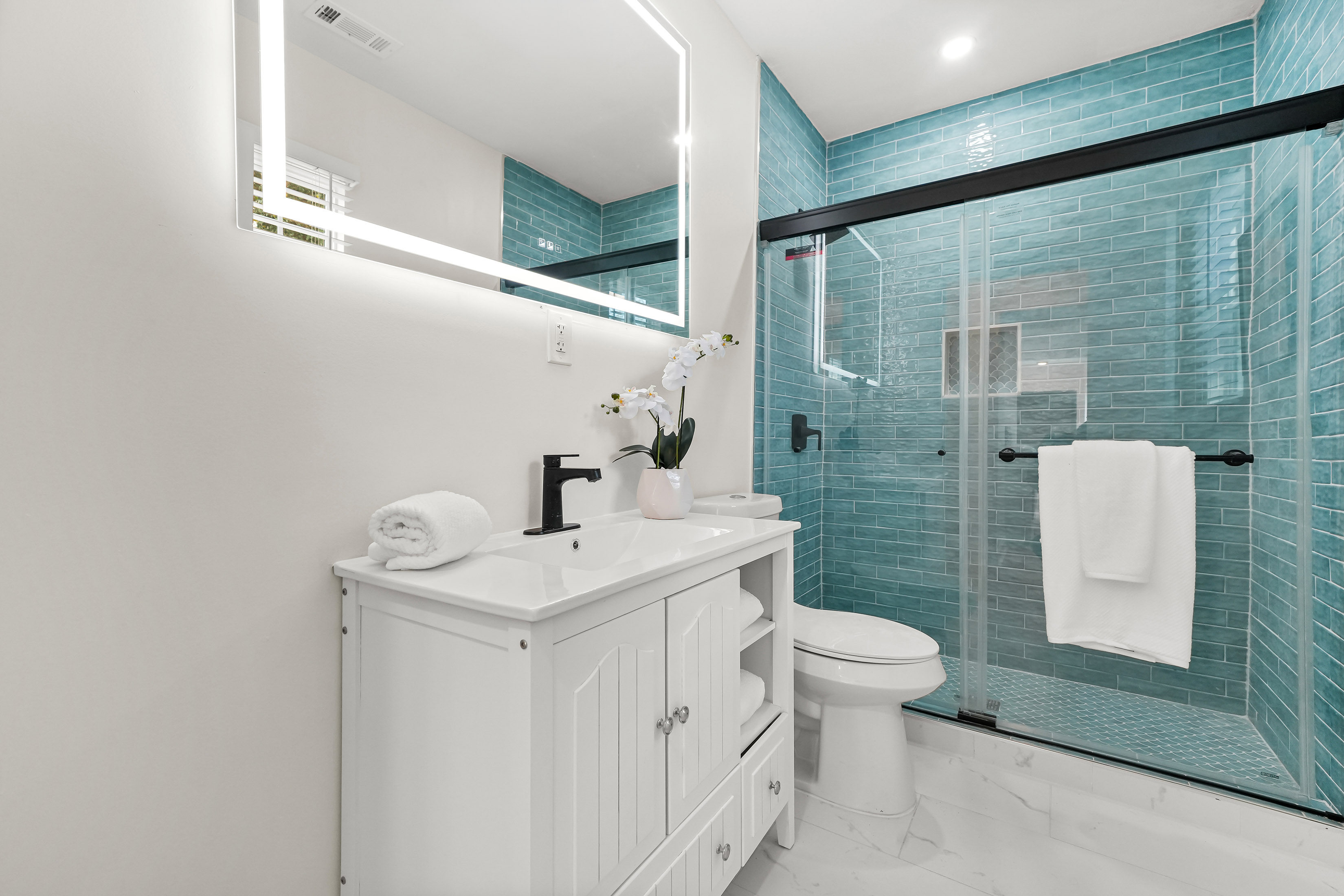  Bright and Beautifully Updated Bungalow in Venetian Hills - 物件實景