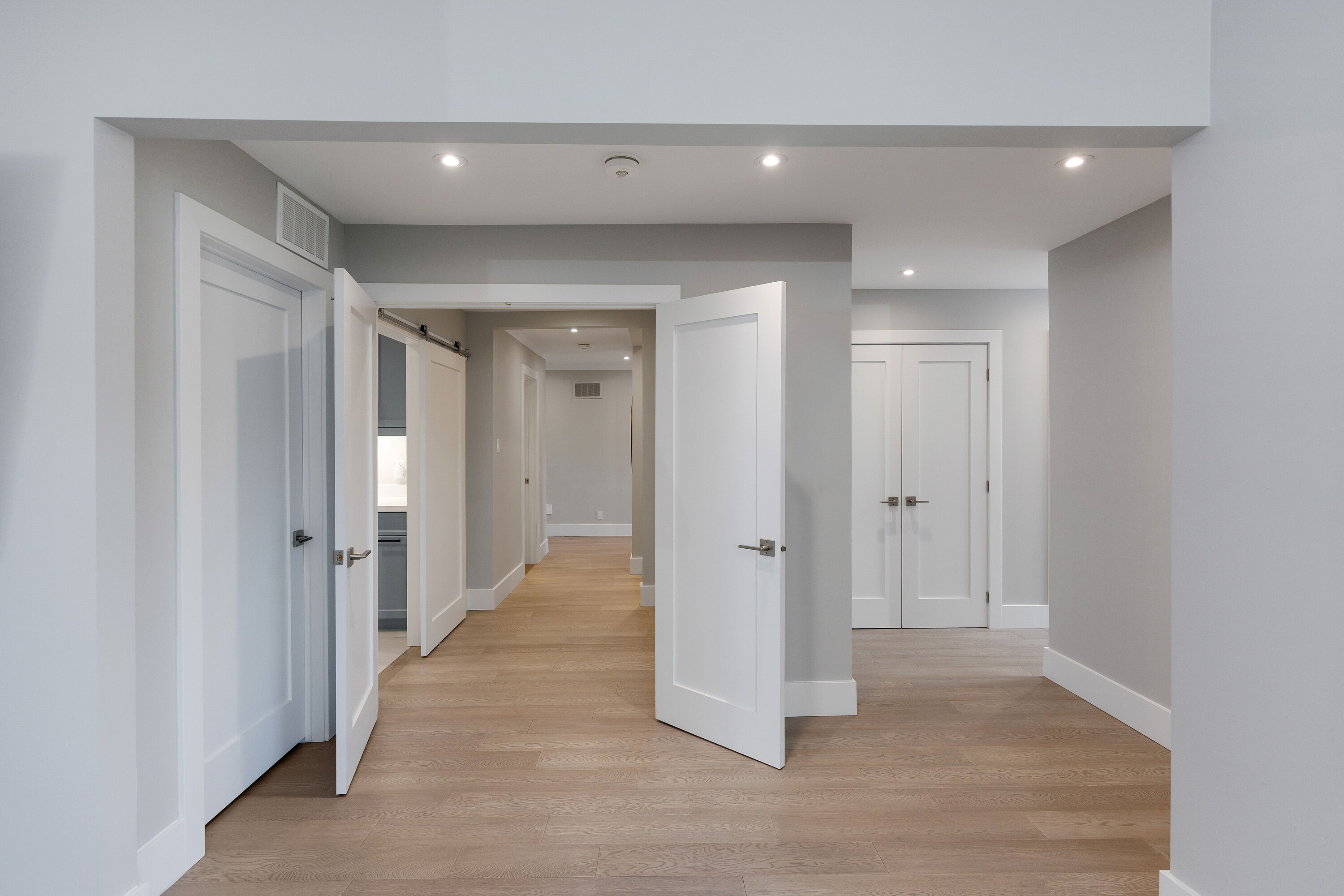  Beautifully Renovated Home - 物件實景