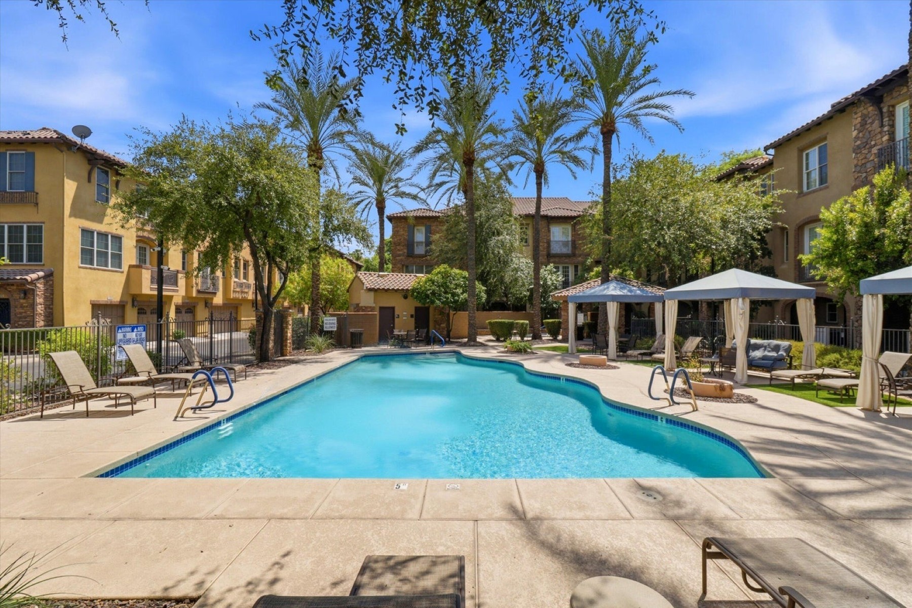  4425 N 24th Place¦Phoenix, AZ - 物件實景