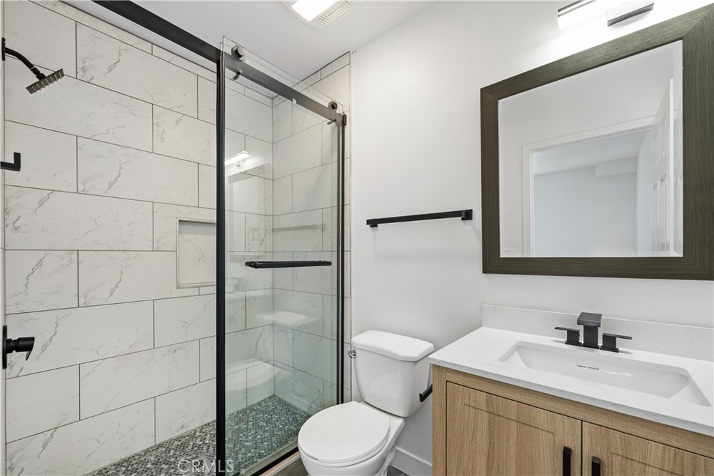 Los Angeles, California, 90011, United States, ,Residential,For Sale,1919891
