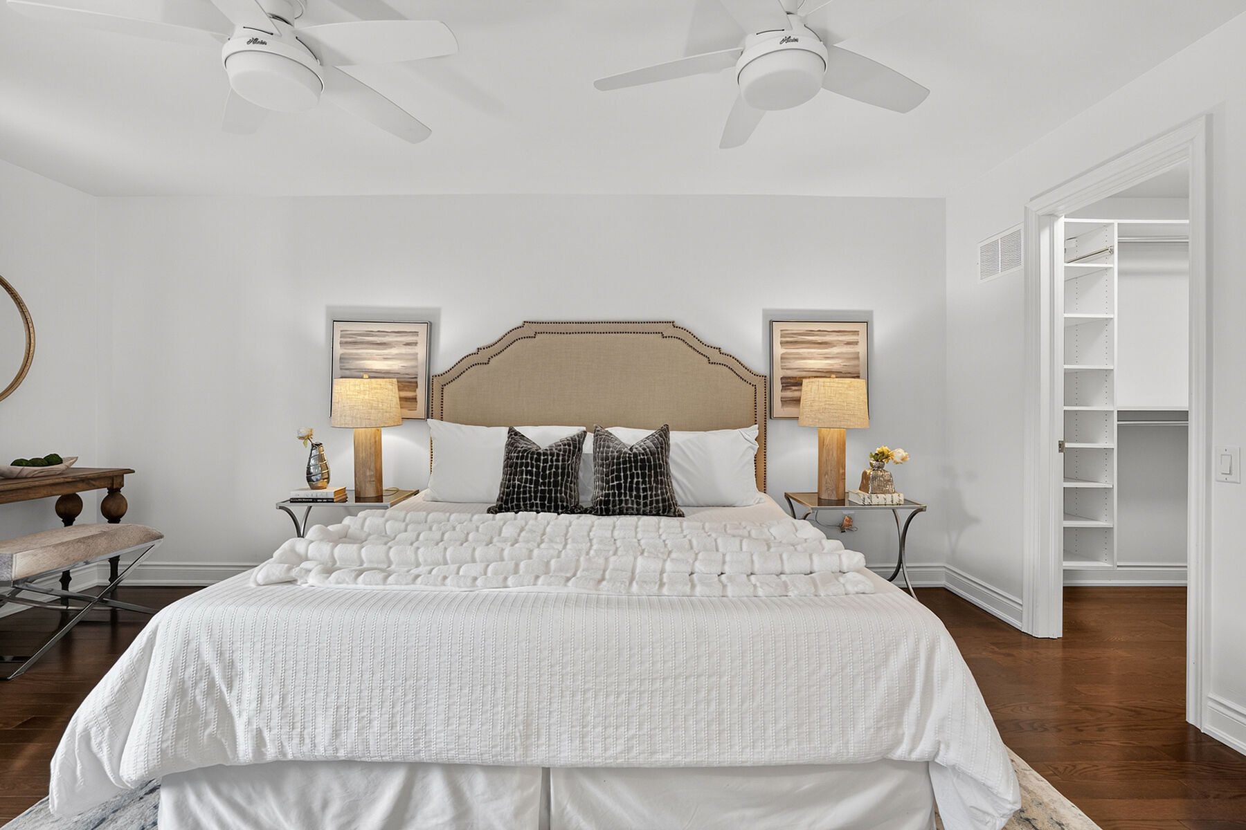  Rare Forest Hill Townhome - 物件實景