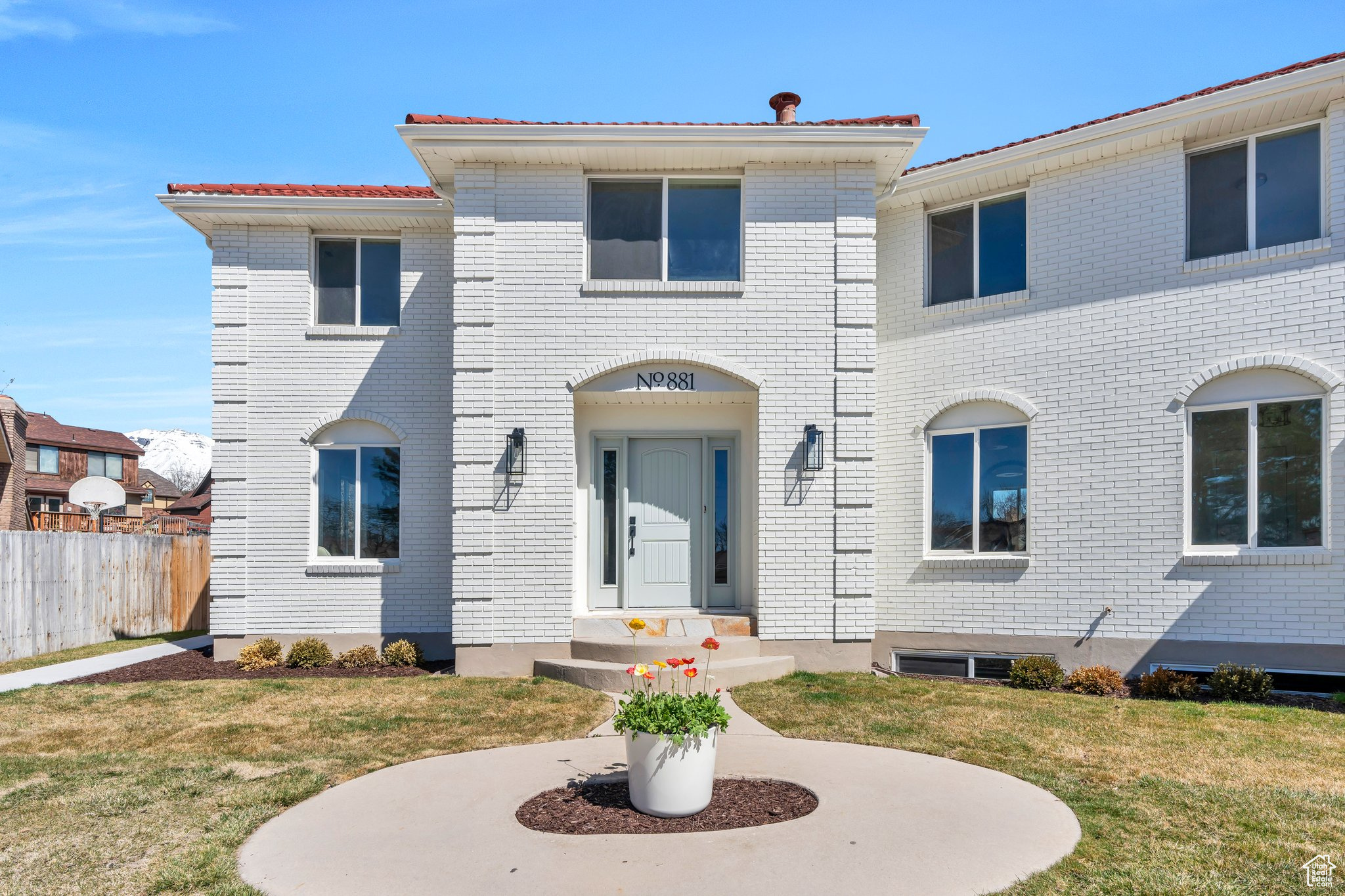 Orem, Utah, 84058, United States, 6 Bedrooms Bedrooms, ,6 BathroomsBathrooms,Residential,For Sale,1829132