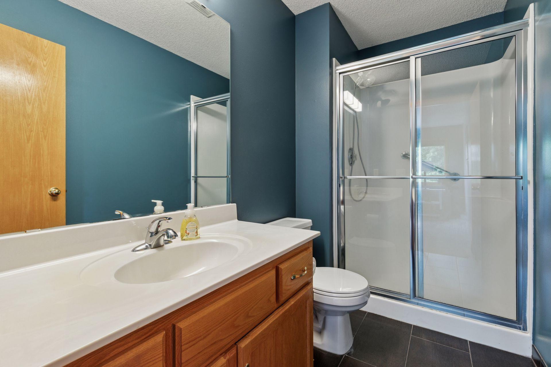 Lakeville, Minnesota, 55044, United States, 4 Bedrooms Bedrooms, ,1 BathroomBathrooms,Residential,For Sale,1867089