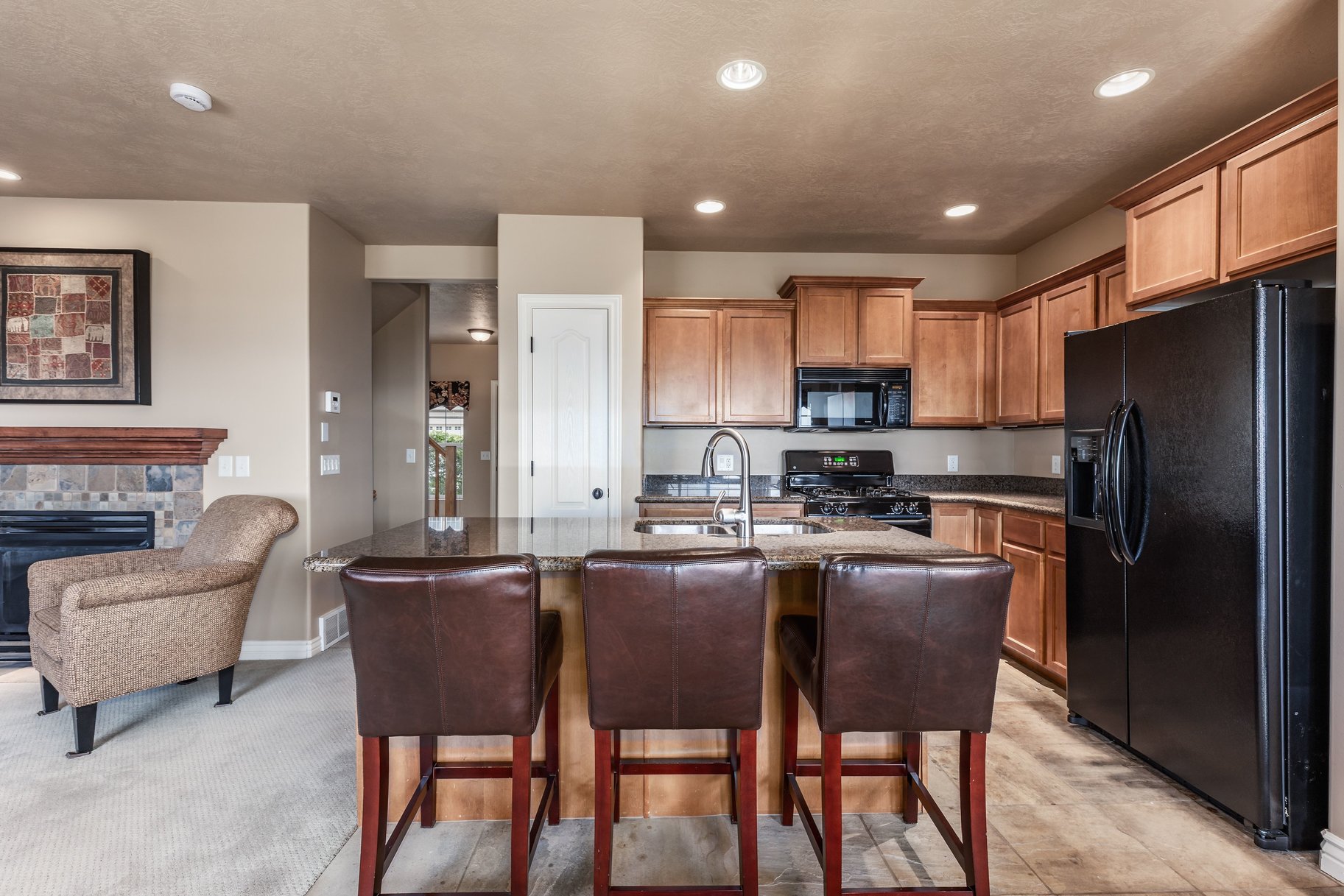  Suncrest Townhouse with Impeccable Valley Views - 物件實景