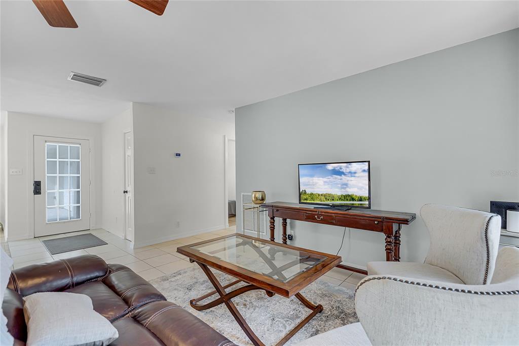 Geneva, Florida, 32732, United States, 3 Bedrooms Bedrooms, ,2 BathroomsBathrooms,Residential,For Sale,1897642