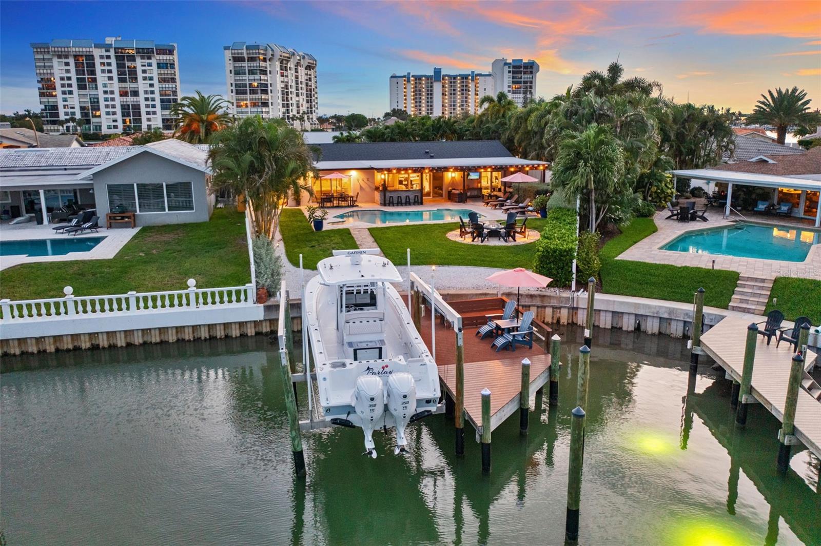 St. Petersburg, Florida, 33707, United States, 3 Bedrooms Bedrooms, ,2 BathroomsBathrooms,Residential,For Sale,1978831