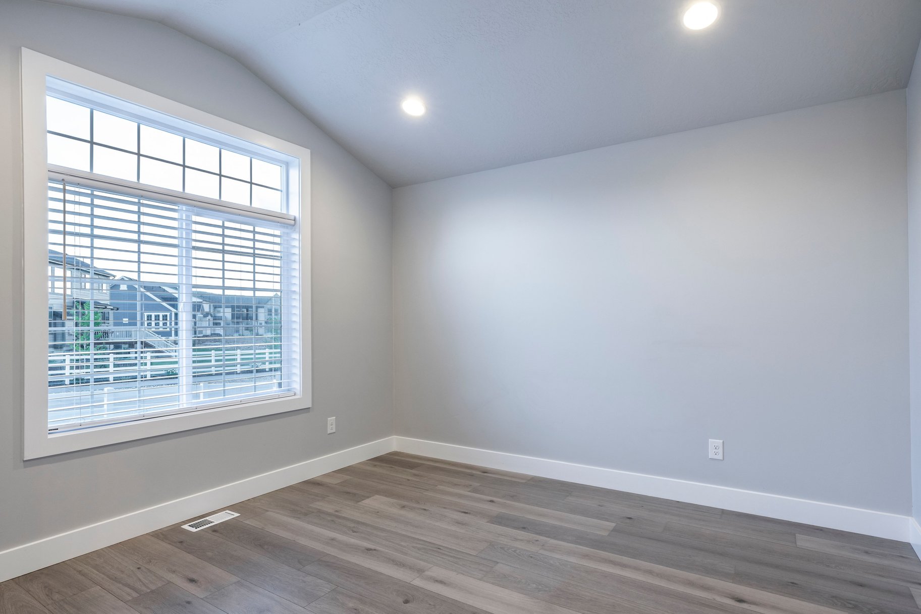  Upgraded Alpine Floor Plan in Stewart Ranch - 物件實景