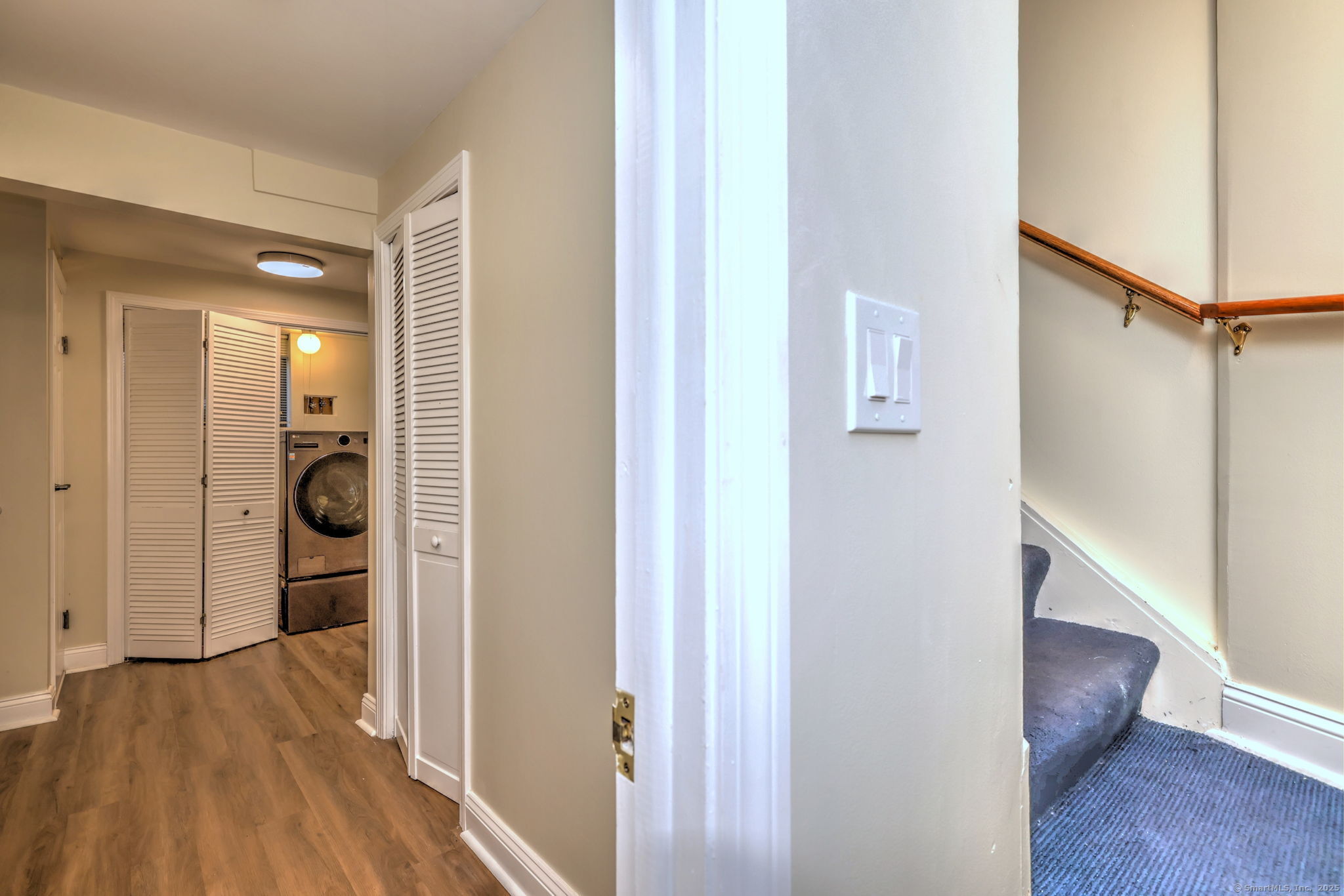 Stratford, Connecticut, 06614, United States, 1 Bedroom Bedrooms, ,3 BathroomsBathrooms,Residential,For Sale,1925931