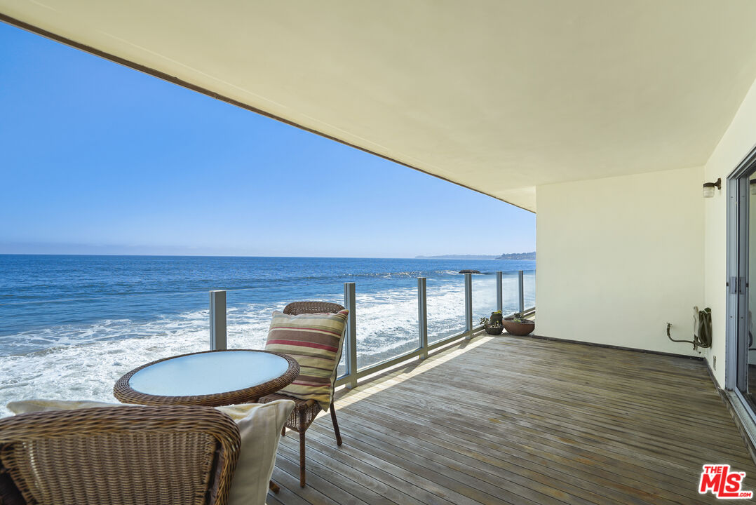 Malibu, California, 90265, United States, 2 Bedrooms Bedrooms, ,2 BathroomsBathrooms,Residential,For Sale,1865571