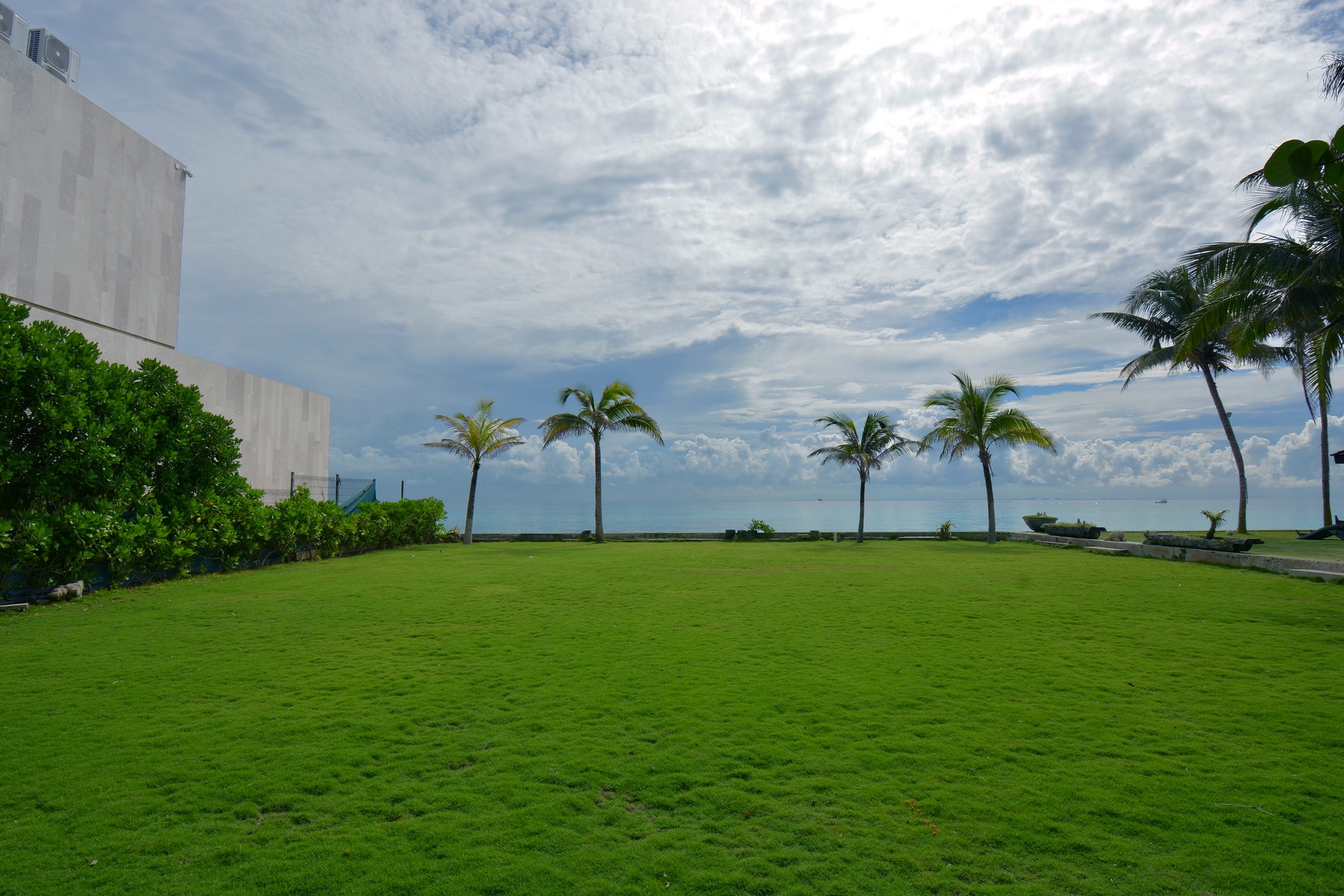  BEACHFRONT RESIDENTIAL LOT IN PLAYACAR GATED COMMUNITY - 物件實景