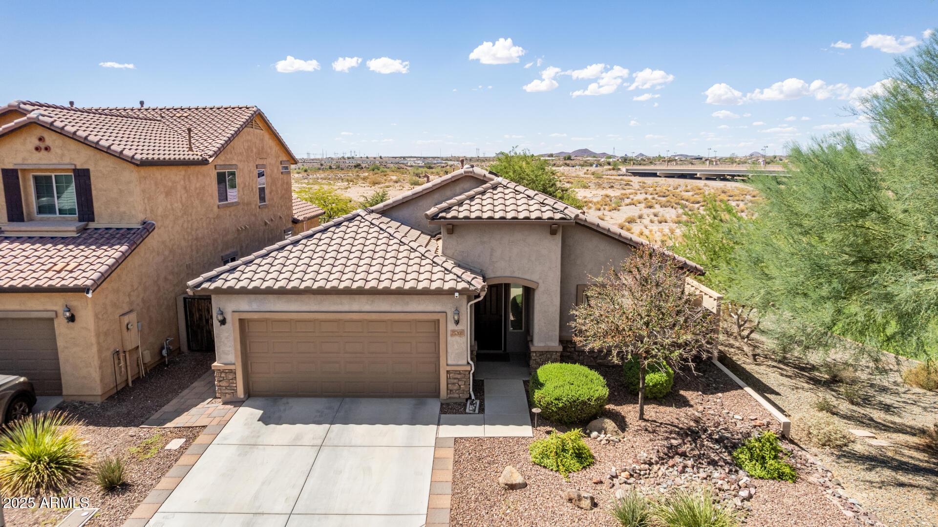 Peoria, Arizona, 85383, United States, 4 Bedrooms Bedrooms, ,2 BathroomsBathrooms,Residential,For Sale,1984221