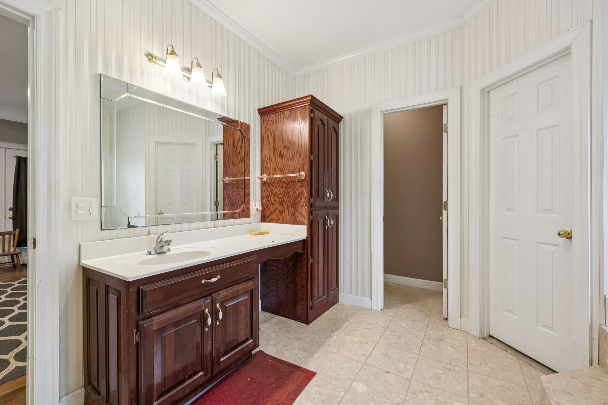 Lawrenceburg, Tennessee, 38464, United States, 5 Bedrooms Bedrooms, ,4 BathroomsBathrooms,Residential,For Sale,1918040