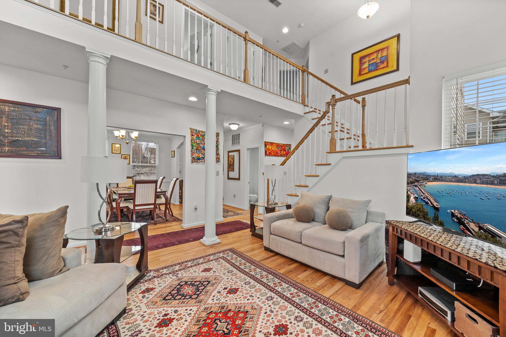 Clinton, Maryland, 20735, United States, 5 Bedrooms Bedrooms, ,4 BathroomsBathrooms,Residential,For Sale,2005759