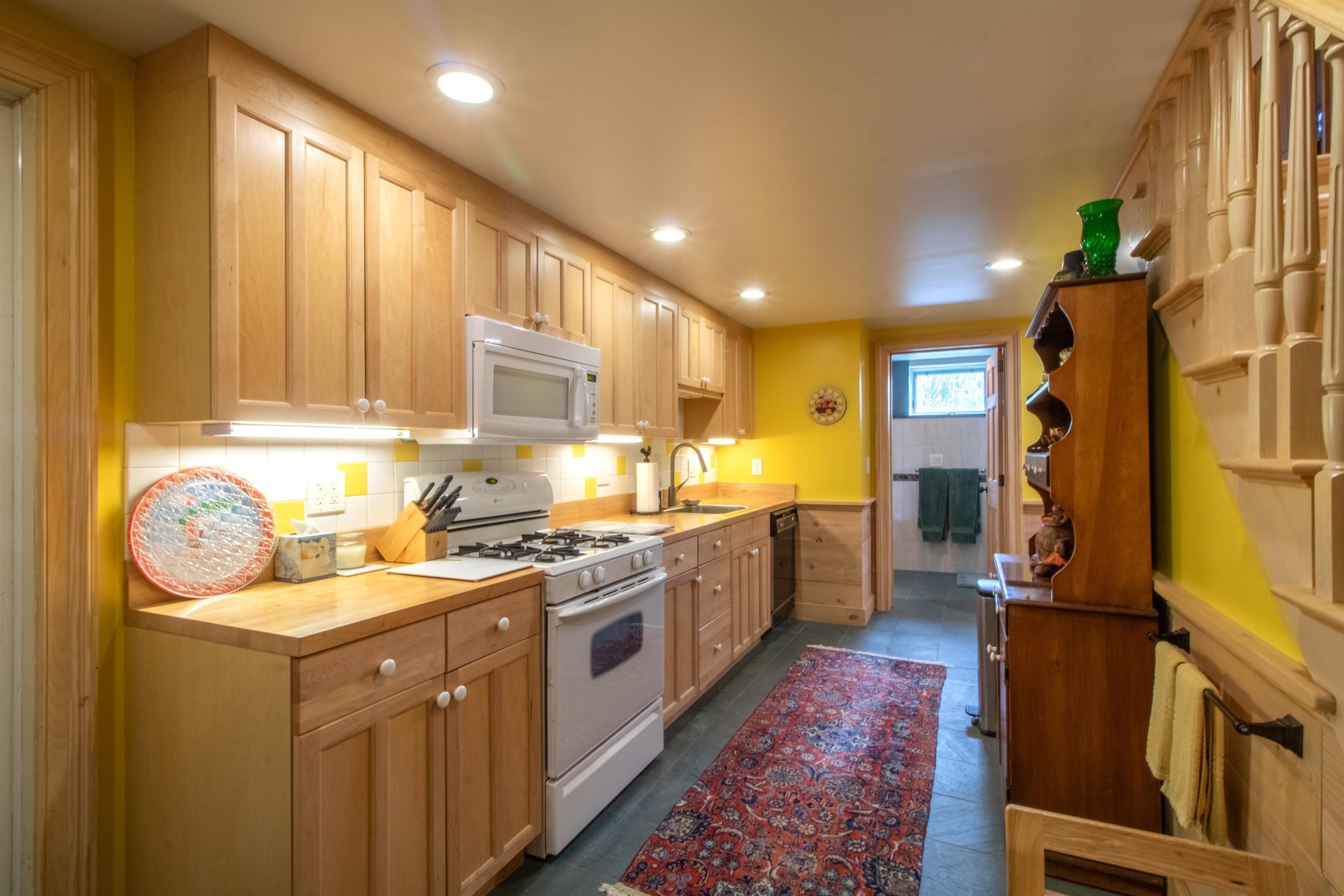 Burke, Vermont, 05832-9751, United States, 4 Bedrooms Bedrooms, ,3 BathroomsBathrooms,Residential,For Sale,1974473