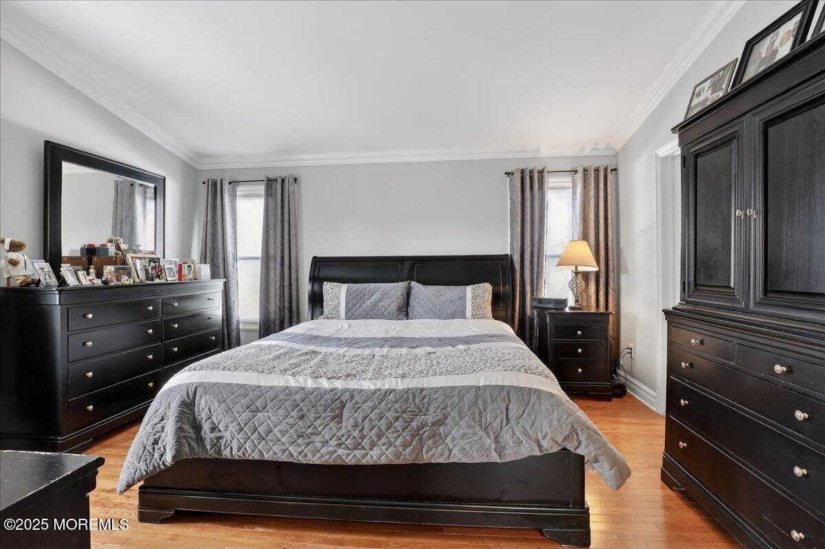 Howell, New Jersey, 07731, United States, 4 Bedrooms Bedrooms, ,3 BathroomsBathrooms,Residential,For Sale,2005606