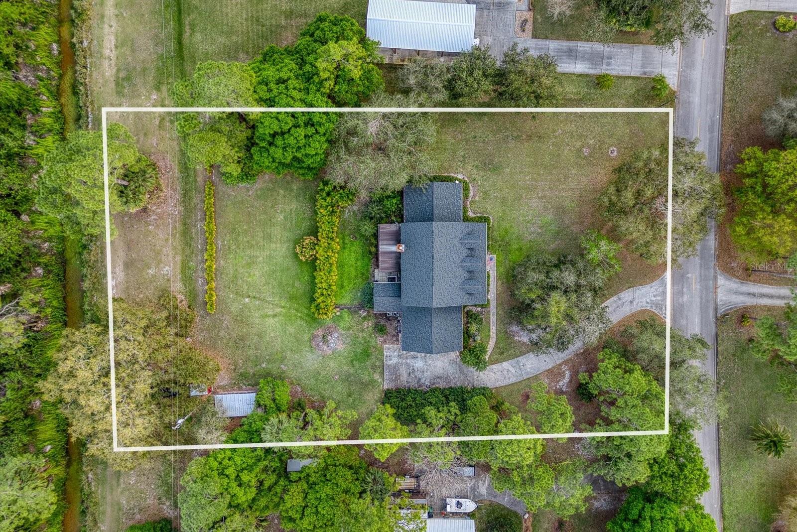 FORT PIERCE, Florida, 34945, United States, 5 Bedrooms Bedrooms, ,4 BathroomsBathrooms,Residential,For Sale,1721914
