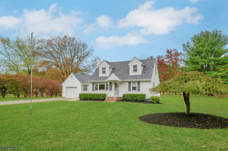 Boonton Twp., New Jersey, 07005, United States, 4 Bedrooms Bedrooms, ,1 BathroomBathrooms,Residential,For Sale,1989252