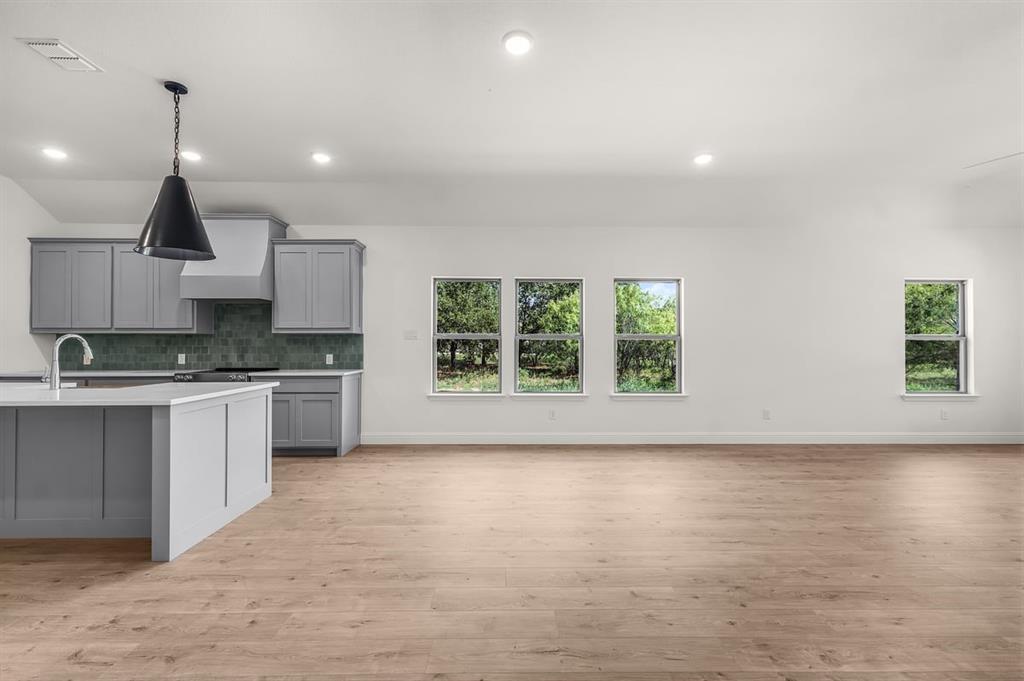 Brock, Texas, 76087, United States, 4 Bedrooms Bedrooms, ,3 BathroomsBathrooms,Residential,For Sale,1944964