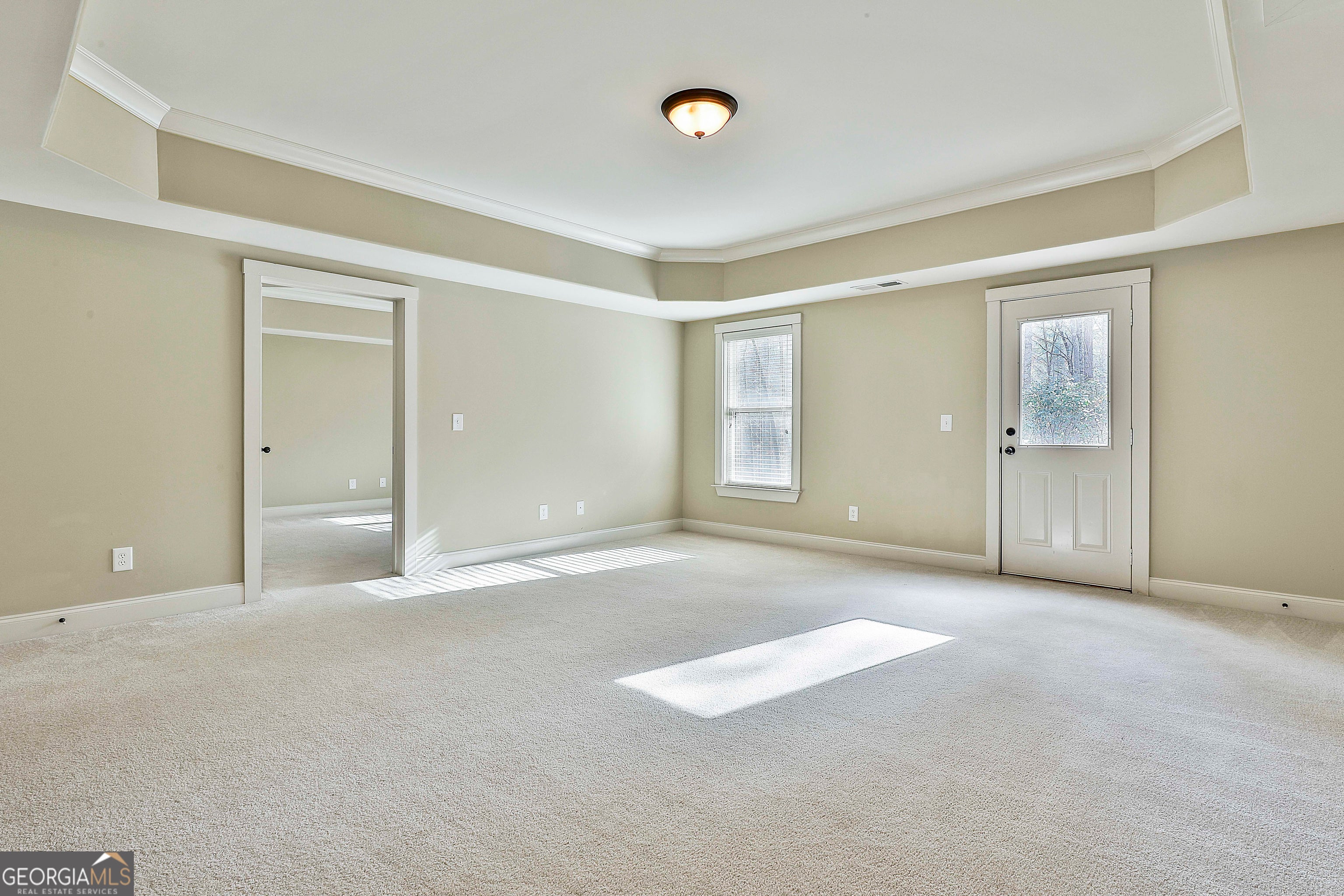 Douglasville, Georgia, 30135, United States, 5 Bedrooms Bedrooms, ,4 BathroomsBathrooms,Residential,For Sale,1999896