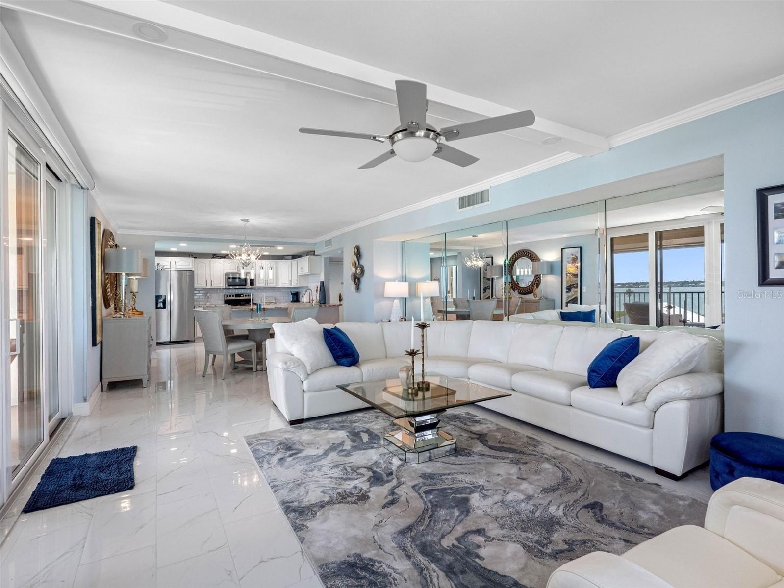 CLEARWATER BEACH, Florida, 33767, United States, 2 Bedrooms Bedrooms, ,2 BathroomsBathrooms,Residential,For Sale,1937556