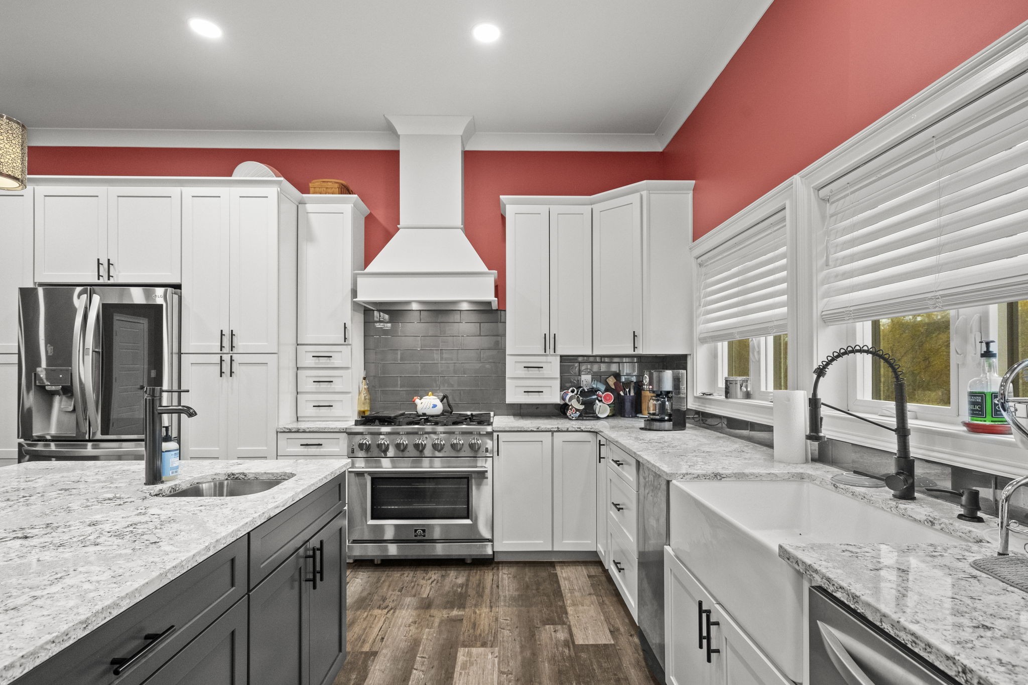 Bethpage, Tennessee, 37022, United States, 2 Bedrooms Bedrooms, ,2 BathroomsBathrooms,Residential,For Sale,1764166
