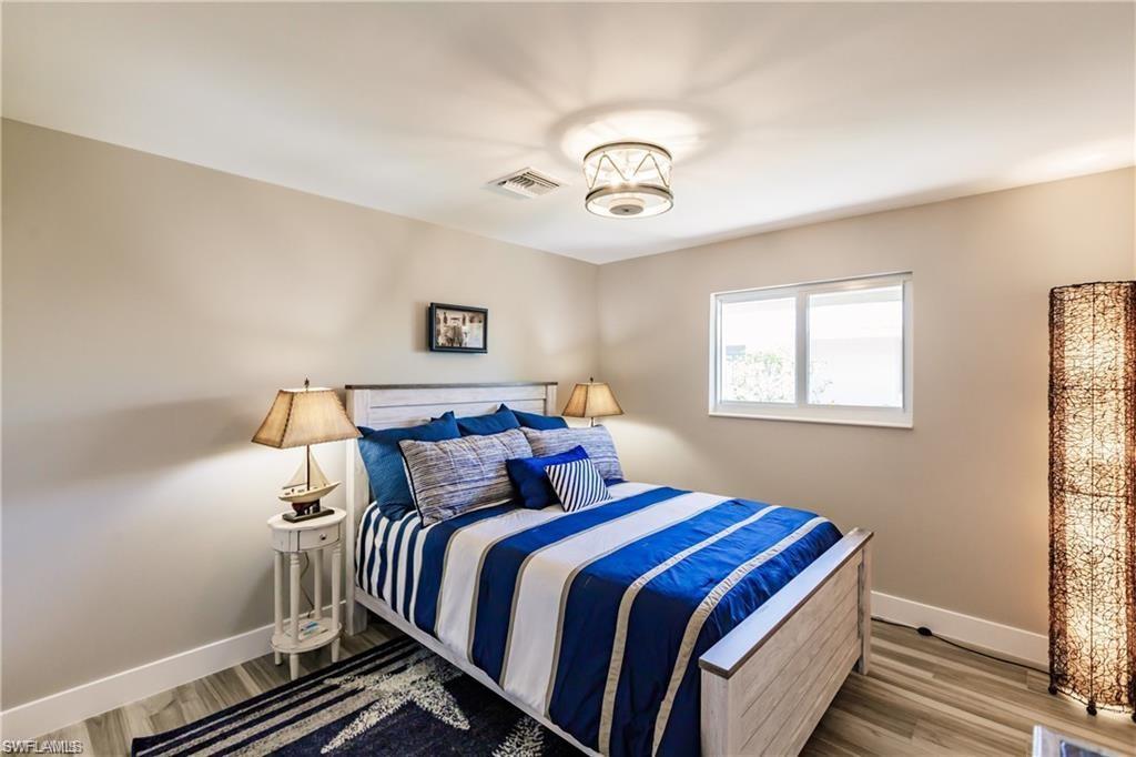 NAPLES, Florida, 34102, United States, 2 Bedrooms Bedrooms, ,2 BathroomsBathrooms,Residential,For Sale,1981542