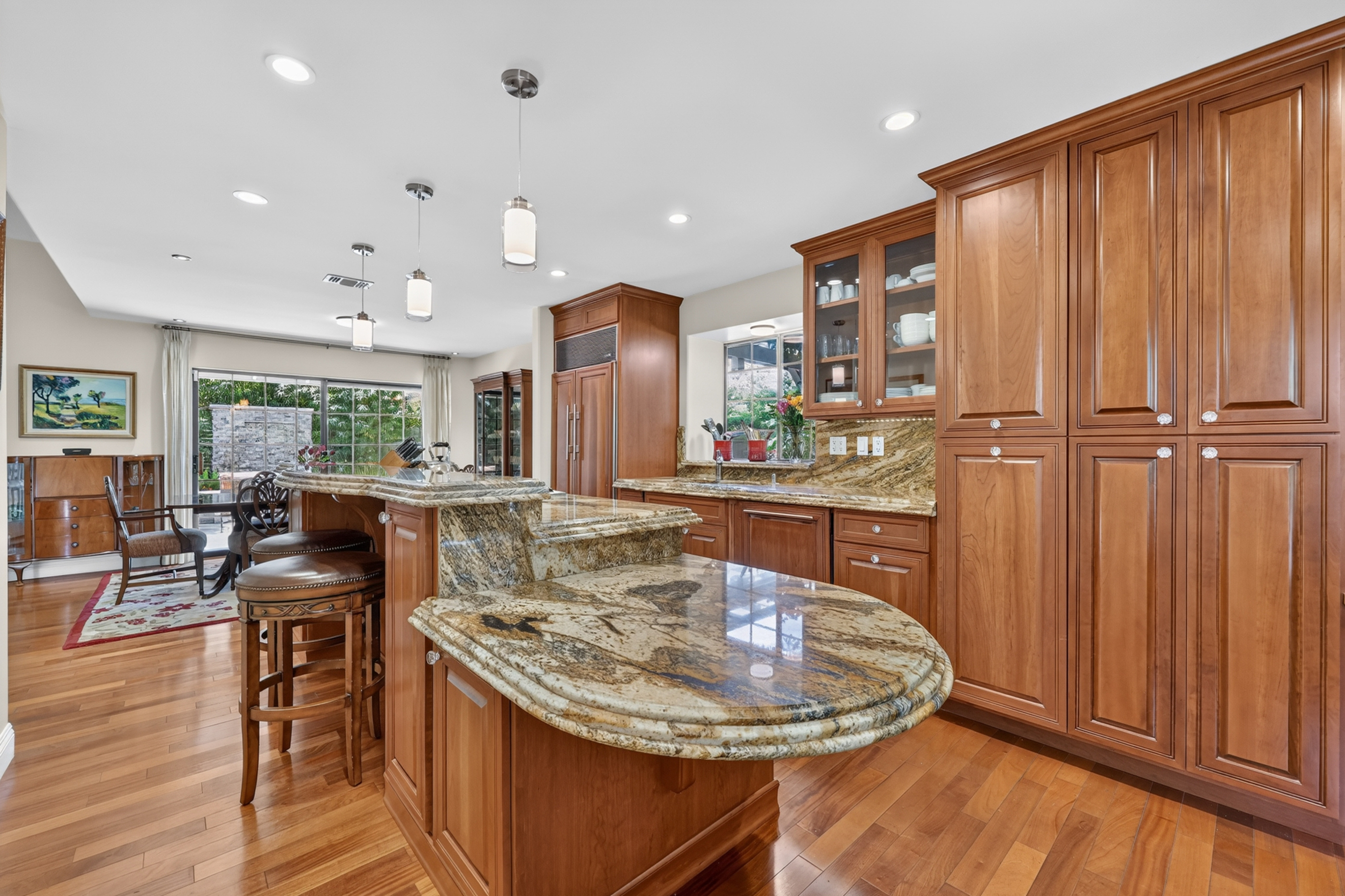  1073 Harrington Way, Carmichael, CA 95608 - 物件實景