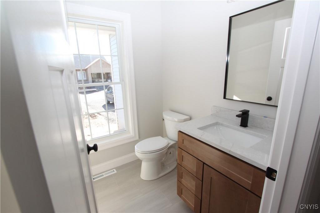 Baldwinsville, New York, 13027, United States, 4 Bedrooms Bedrooms, ,3 BathroomsBathrooms,Residential,For Sale,1686652