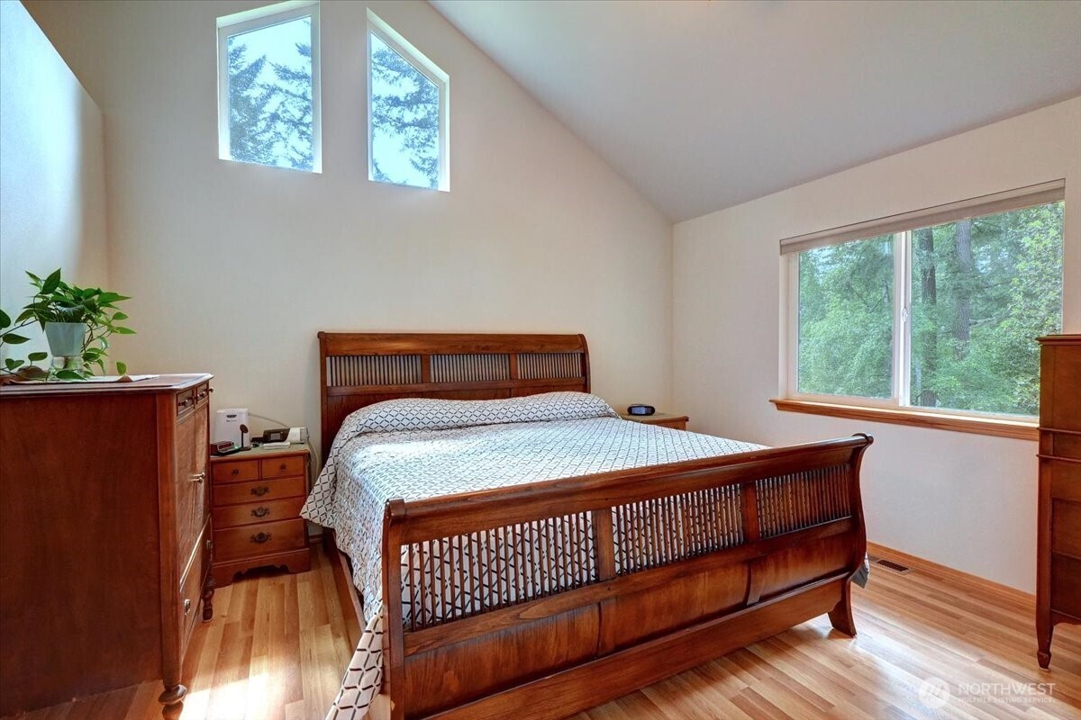 Port Orchard, Washington, 98367, United States, 3 Bedrooms Bedrooms, ,2 BathroomsBathrooms,Residential,For Sale,1828353