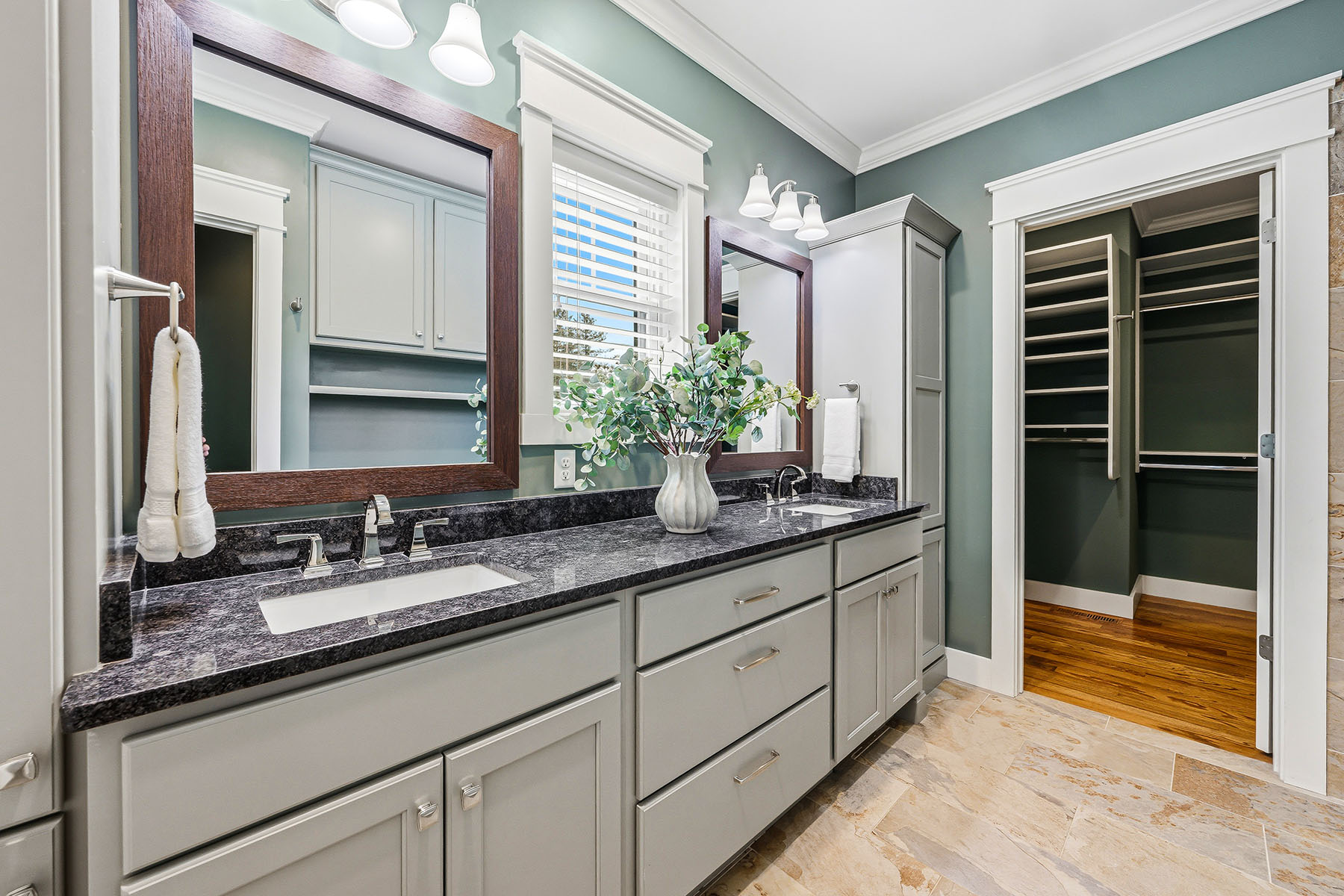  FAIRVIEW - 物件實景