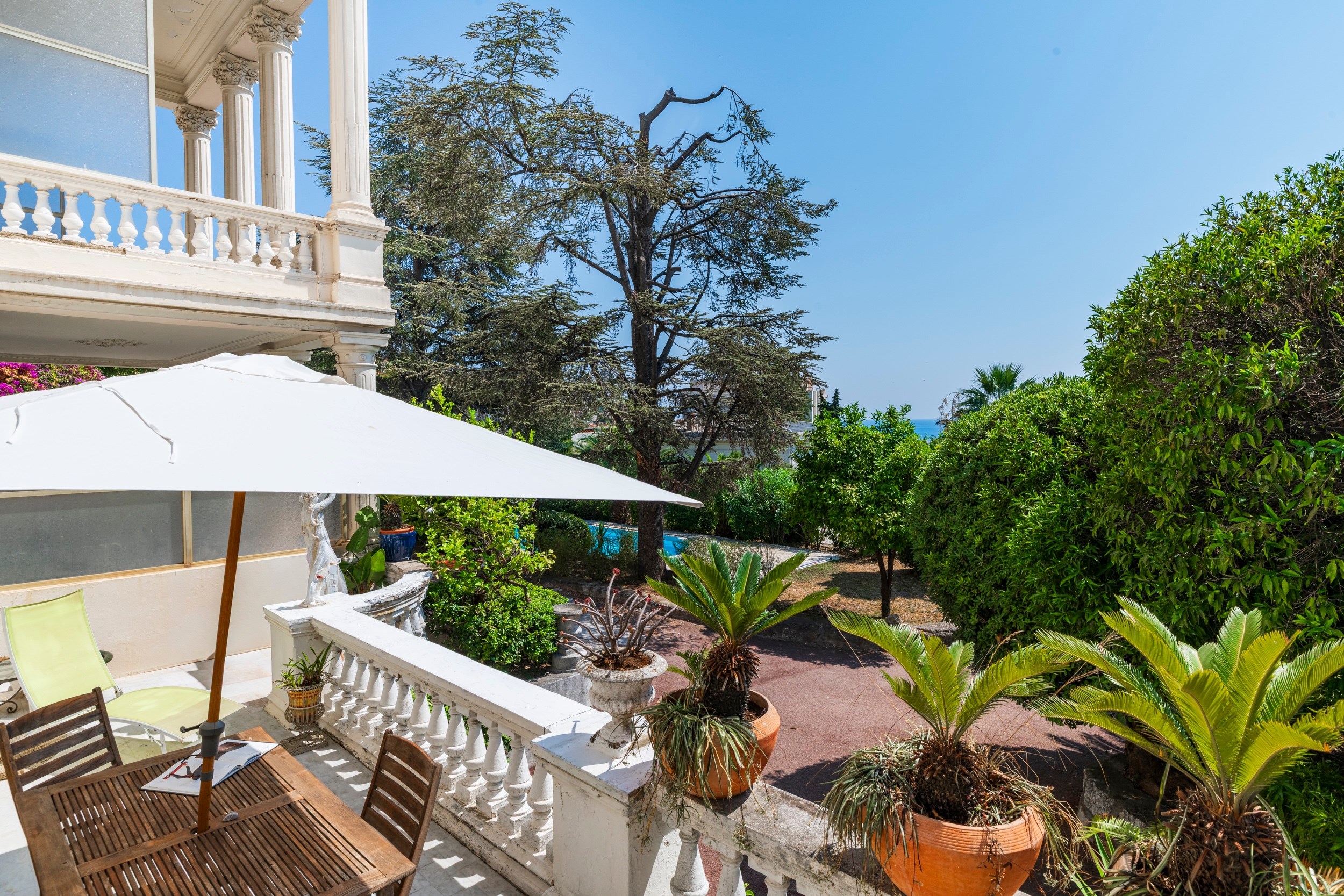  Exclusive Listing Mont Boron. Prestigious Apartment within a Historic Mansion - 物件實景