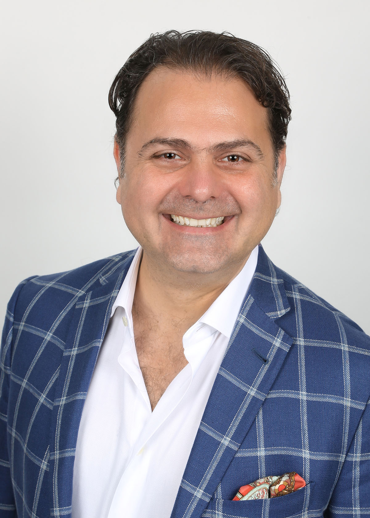 Armen Azarnia