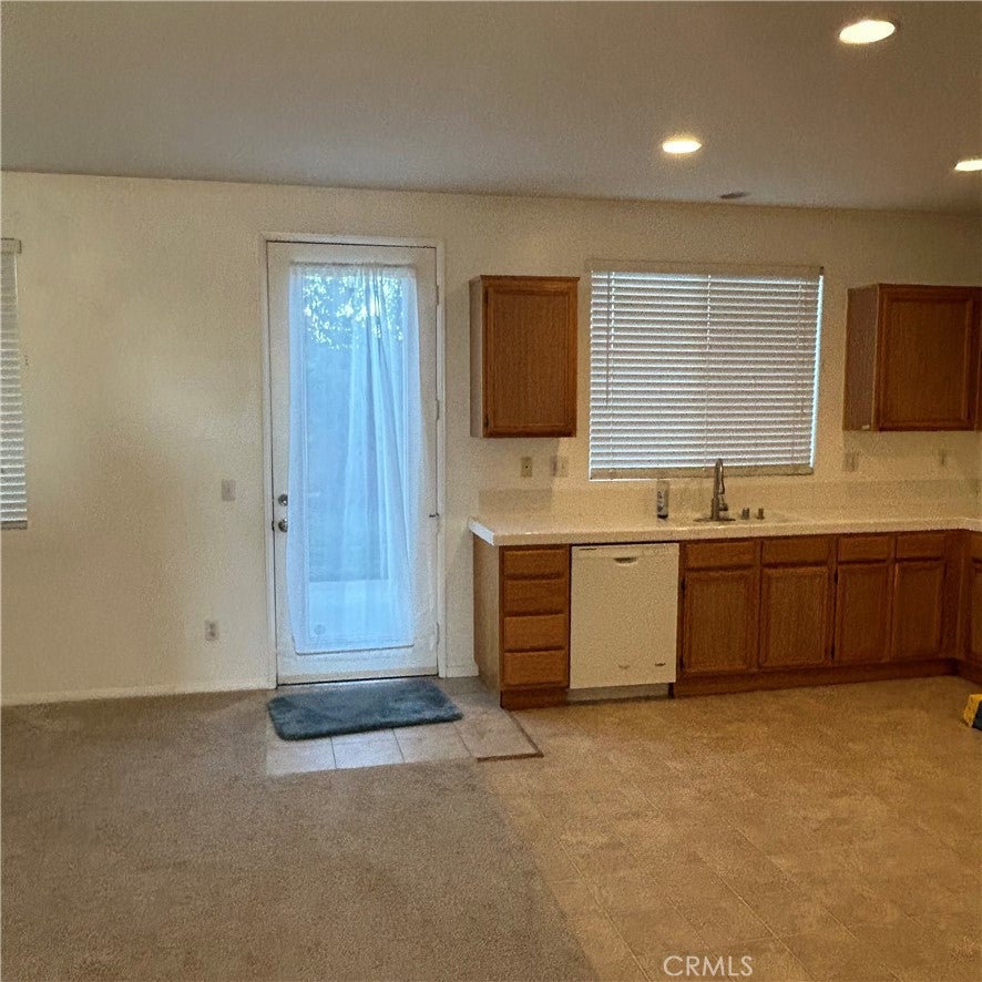 Beaumont, California, 92223, United States, 5 Bedrooms Bedrooms, ,2 BathroomsBathrooms,Residential,For Sale,1999315