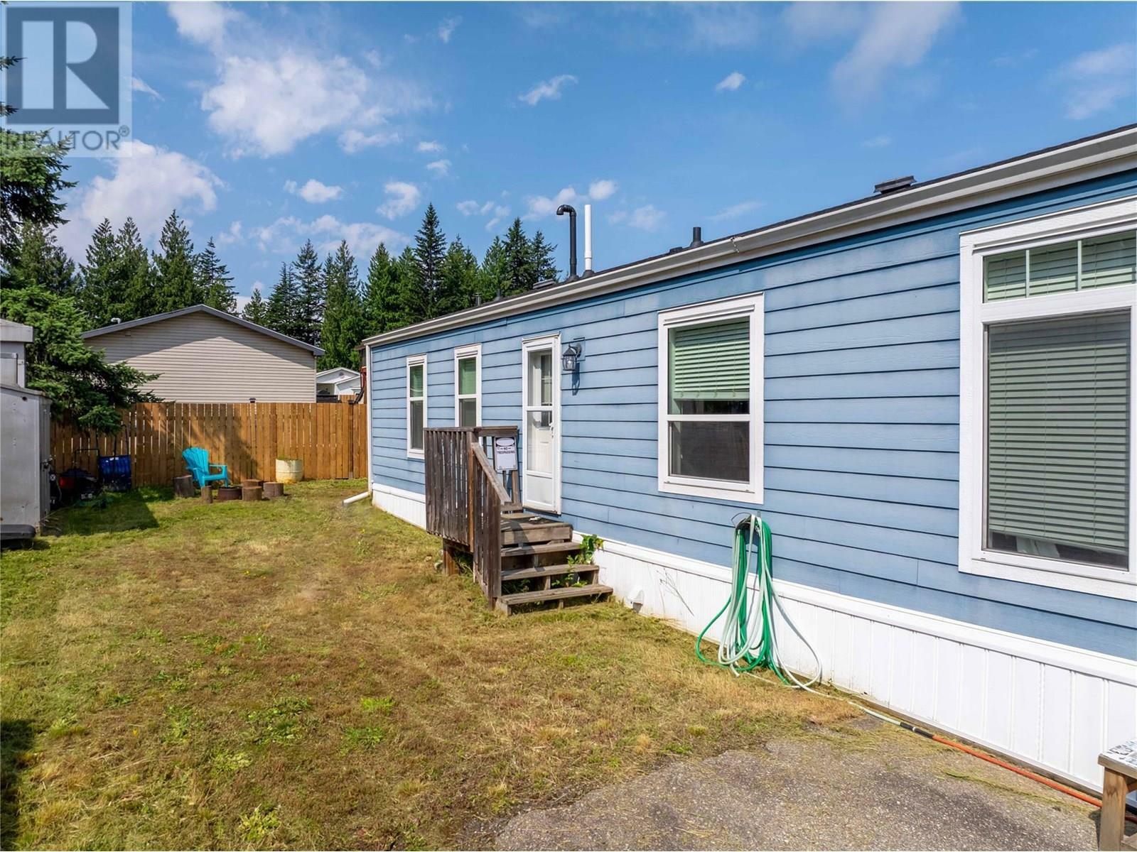 REVELSTOKE, British Columbia, V0E 2S1, CA, 2 Bedrooms Bedrooms, ,2 BathroomsBathrooms,Residential,For Sale,1874403