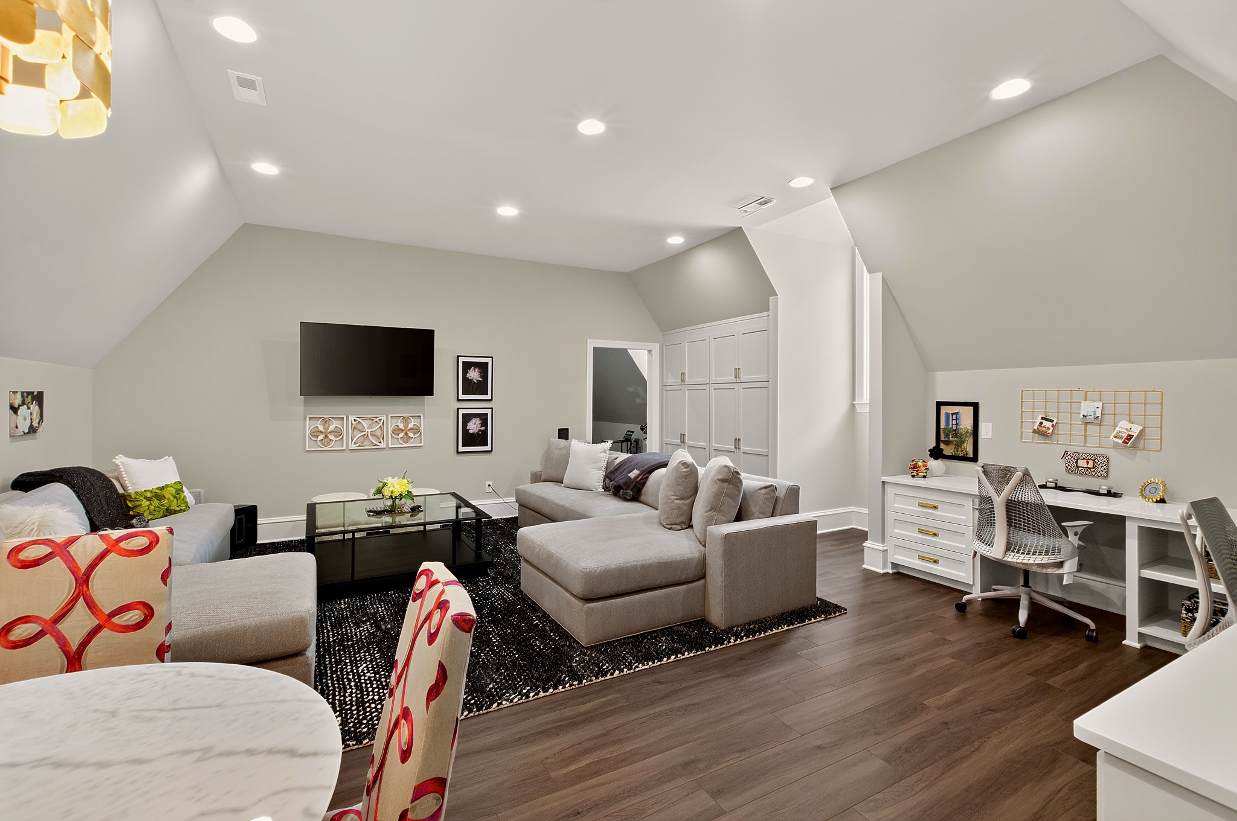 1412 Hedgelawn Way, Raleigh, NC 27615 - 物件實景