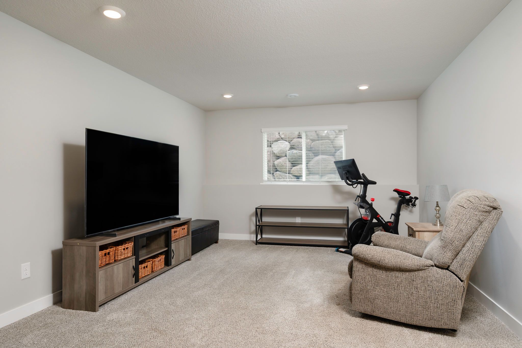  Beautifully Updated Dayton Home with Modern Finishes - 物件實景