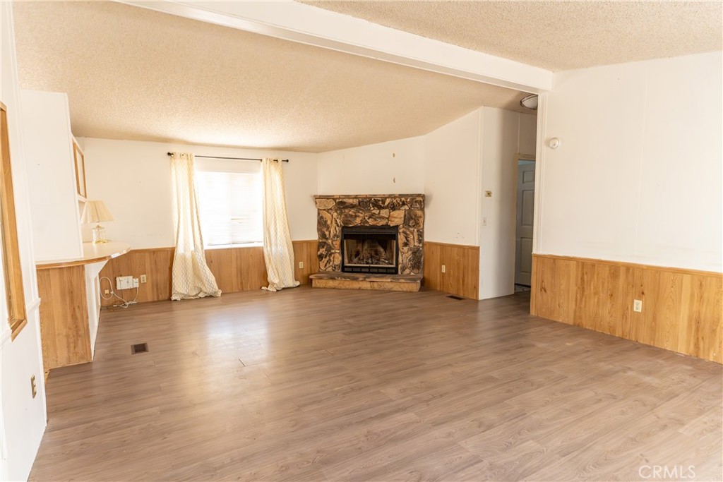 Perris, California, 92570, United States, 3 Bedrooms Bedrooms, ,2 BathroomsBathrooms,Residential,For Sale,1973728