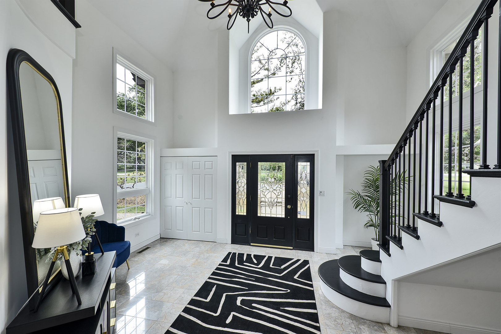 Inverness, Illinois, 60067, United States, 6 Bedrooms Bedrooms, ,7 BathroomsBathrooms,Residential,For Sale,2047955